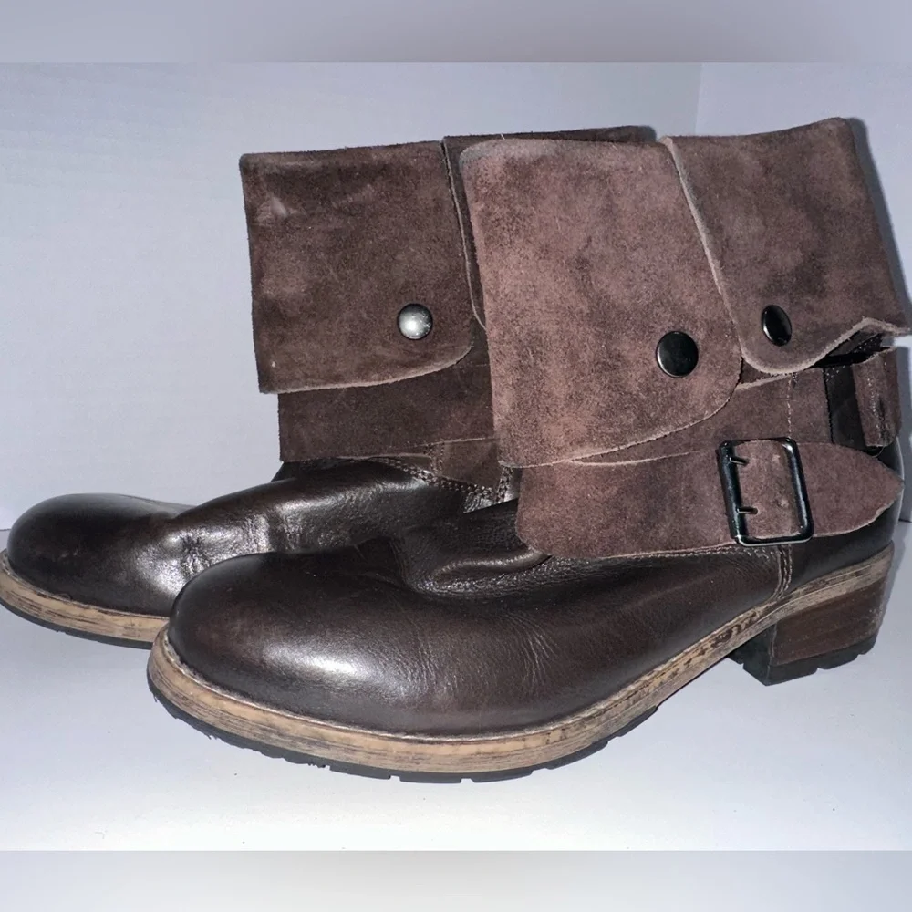 Clarks Volara Sky Boots 9 Brown Leather Suede Foldover Moto Ankle Boots Harness